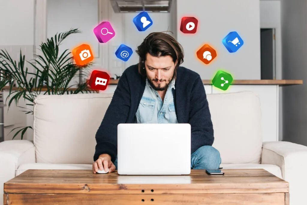 ¿Qué es y cómo usar ChatGPT? La mejor guía para aprovechar la IA en tu marca 4 usos chatgpt marketing digital